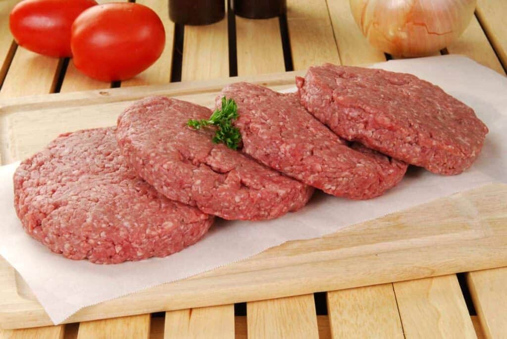 Carne de hamburguesa de res 90g (caja 40 piezas)